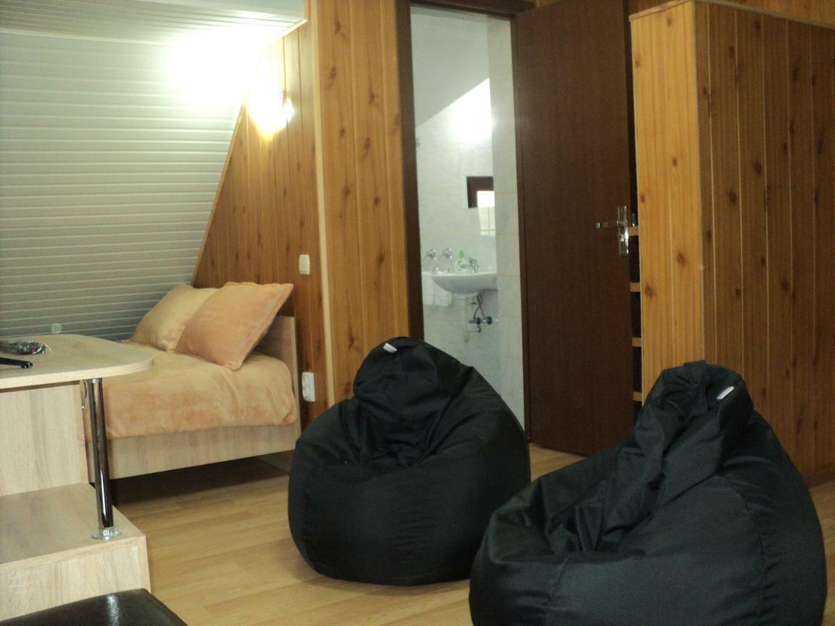 Hotel Casa Haiducilor à Predeal Extérieur photo